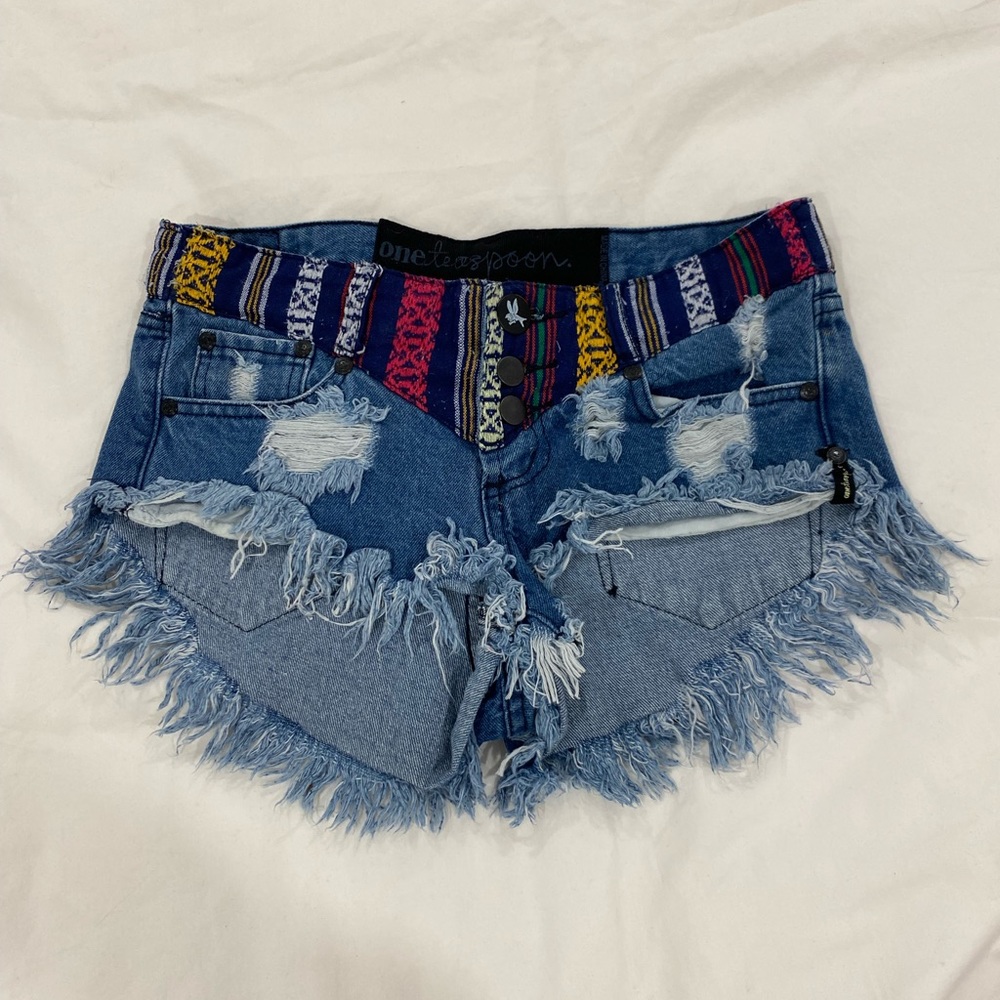 One teaspoon shorts size 23